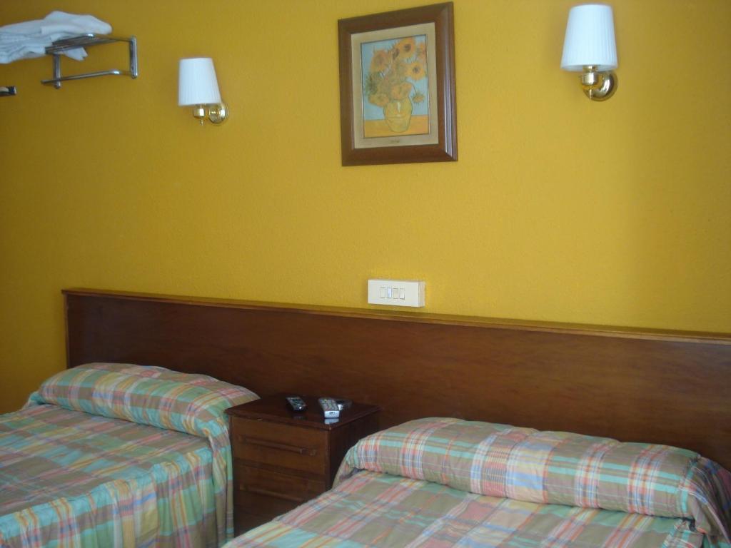 Hostal Central Zaragoza Habitación foto